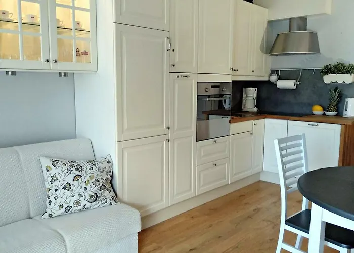 Rodzinny 200m Do Morza Apartment